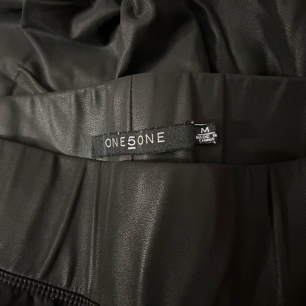ONE 5 ONE Solid Faux Leather 4-Way Stretch Legging. - Picture 2 of 3
